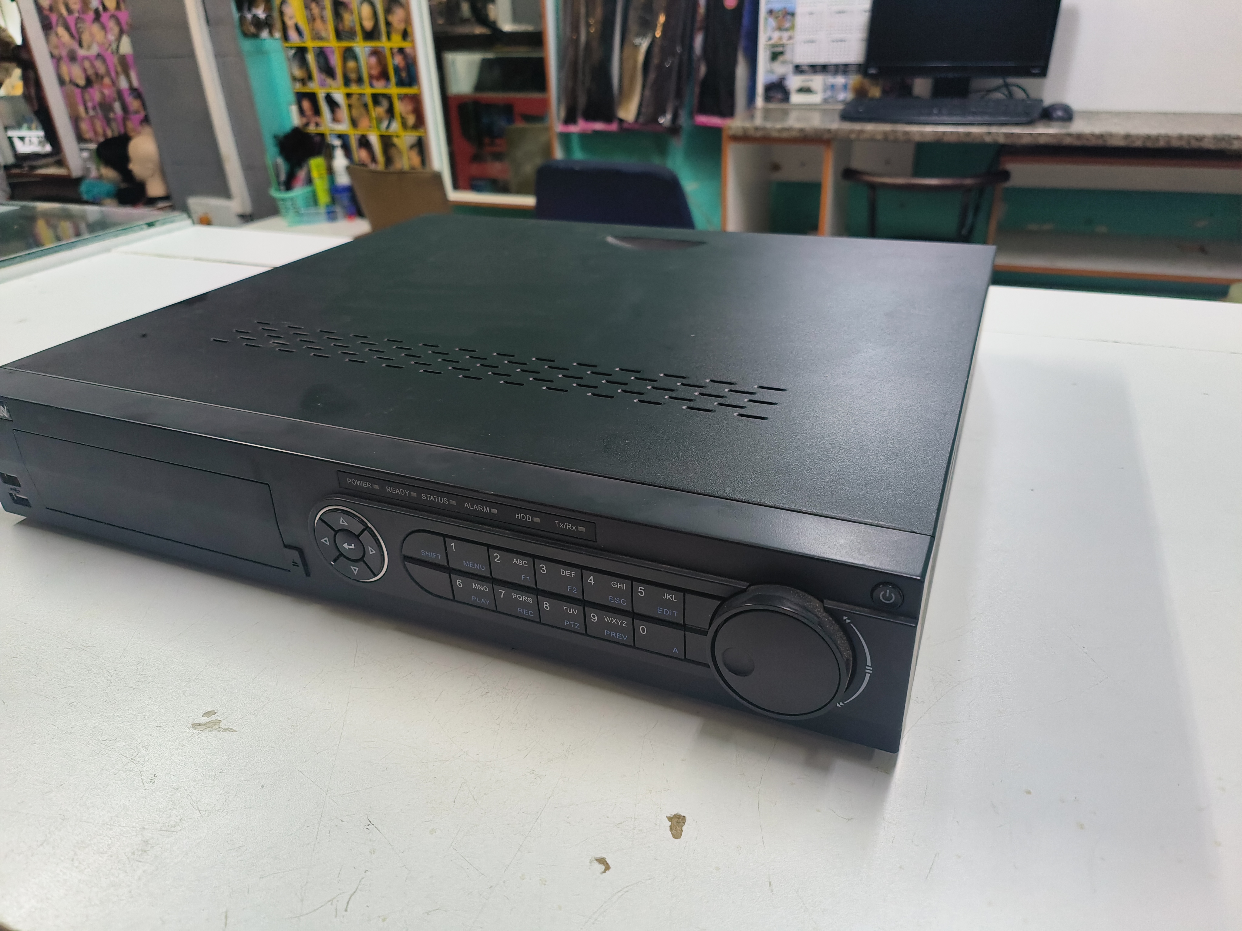 HIKVISION 32 CHANNEL DVR